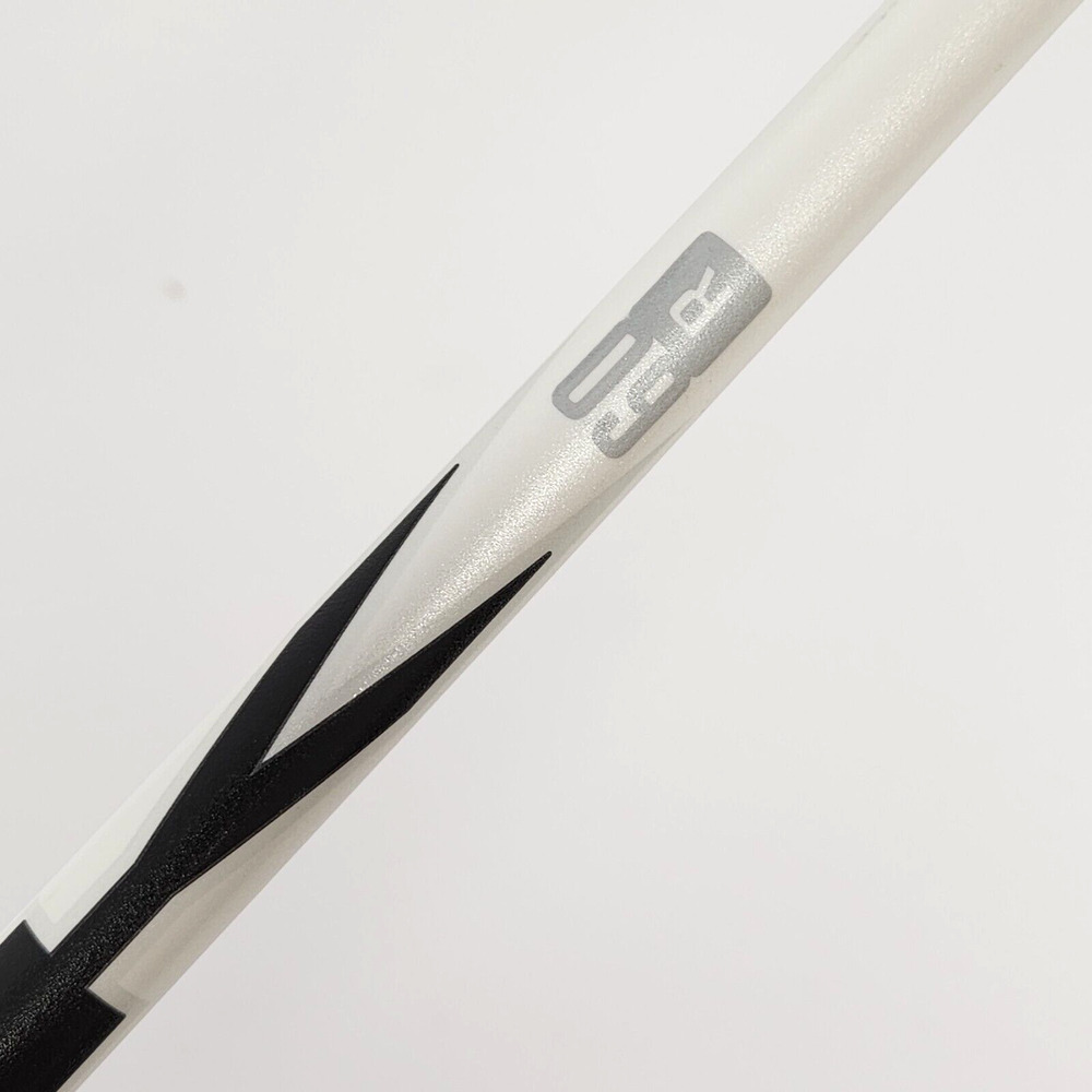 LA Golf LAGP Shaft Ozik White Tie Regular 60g 42.75in Long, 0.335" Tip, w/ Grip - Picture 3 of 9
